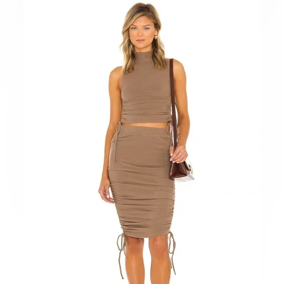 Steve Madden Side Step Top - Picture 4 of 6